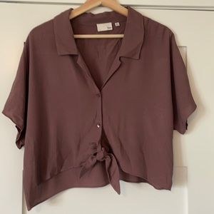 Aritzia Wilfred Free Tie-Front blouse - medium
